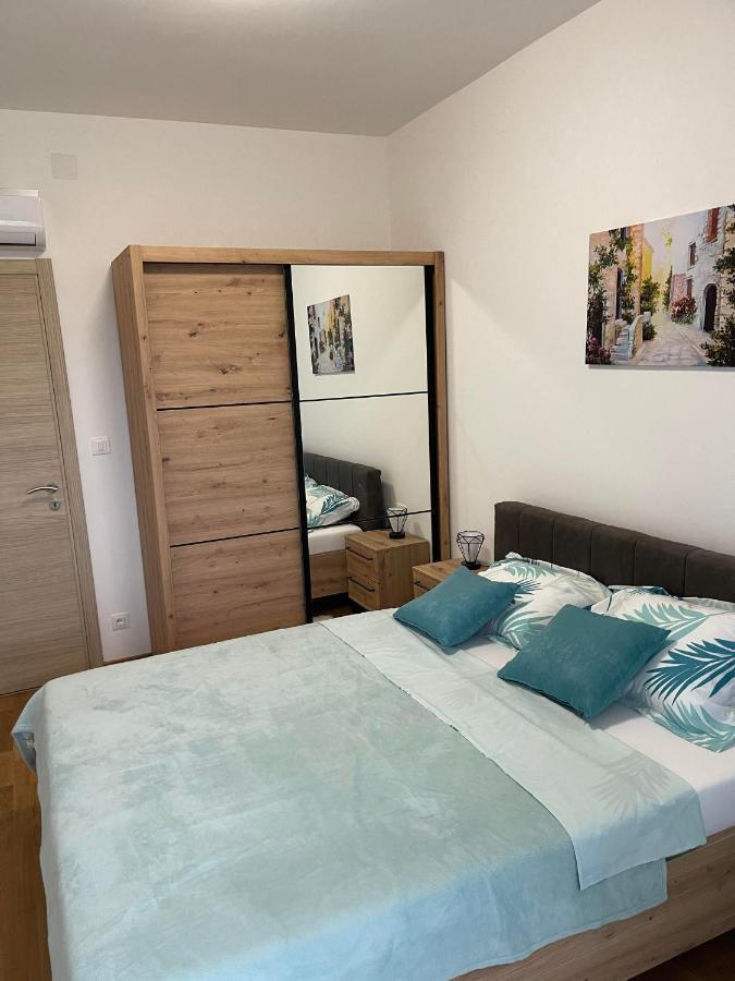 Apartman Iva Tivat Zewnętrze zdjęcie