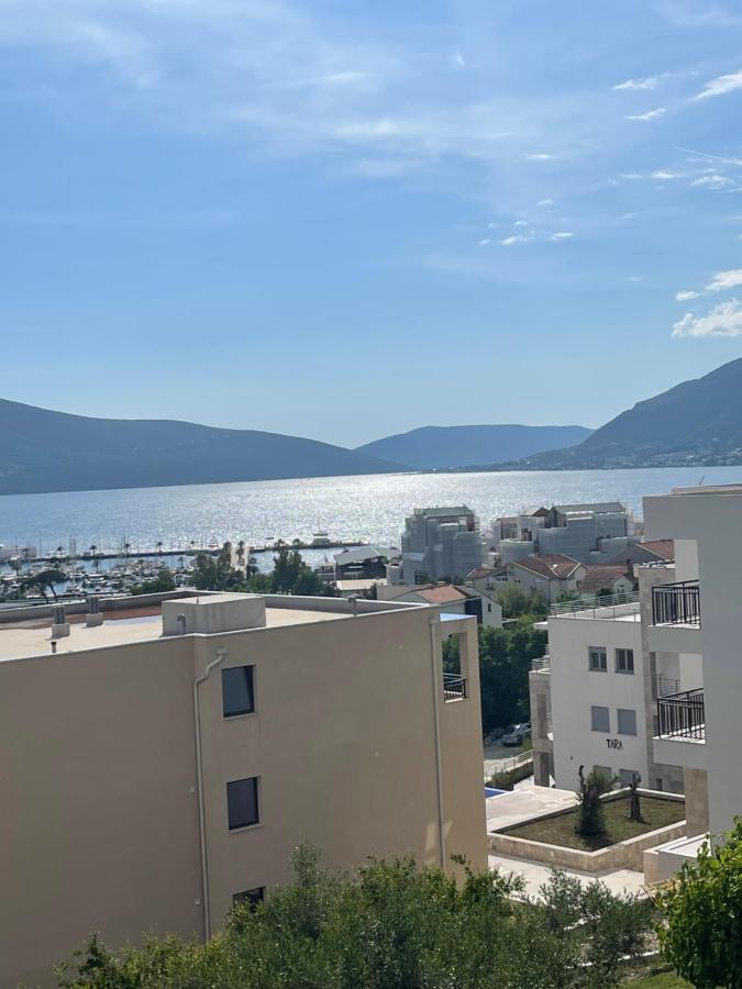 Apartament Apartman Iva Tivat Zewnętrze zdjęcie